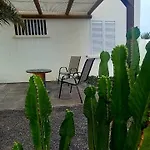 Casa Alizée, Heated Pool, Hot Tub Playa Blanca (Lanzarote)