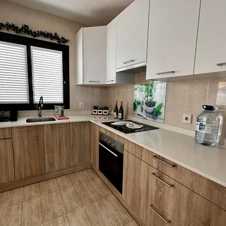 Casa Alizee, Heated Pool, Hot Tub Holiday home