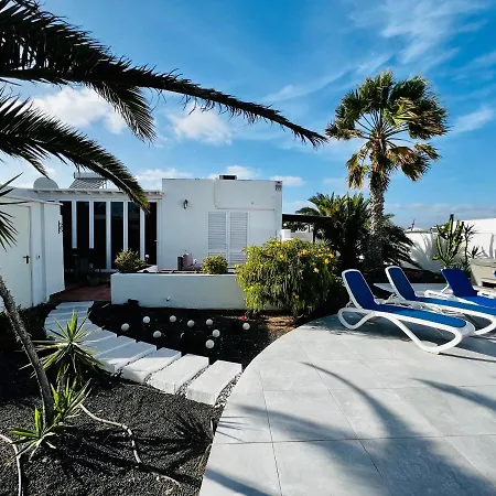 Casa Alizee, Heated Pool, Hot Tub Holiday home *