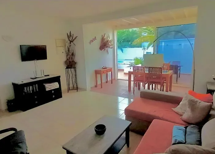 Casa Alizee, Heated Pool, Hot Tub Semesterbostad Playa Blanca (Lanzarote)