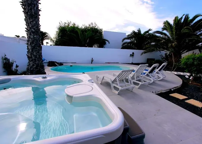 Casa Alizée, Heated Pool, Hot Tub Hébergement de vacances Playa Blanca (Lanzarote)